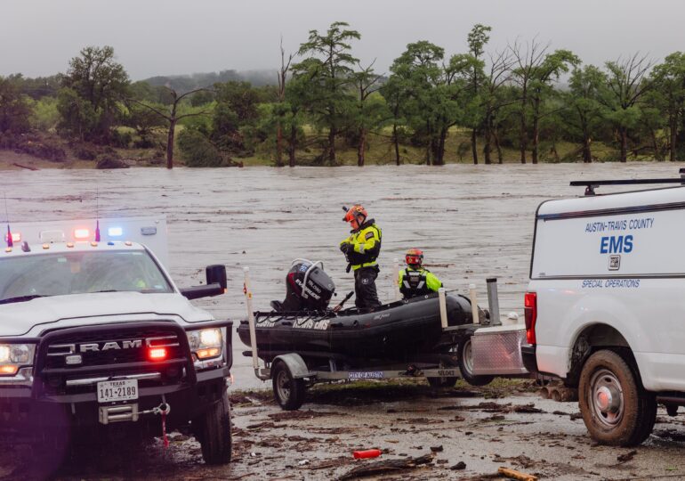 Cel puțin 68 de morți și zeci de copii dispăruți, după inundațiile catastrofale din Texas