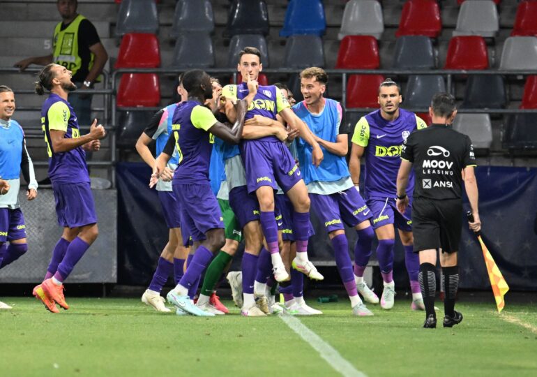 CFR Cluj se împiedică de Paksi la debutul în Europa League: Calificarea se decide pe terenul ardelenilor