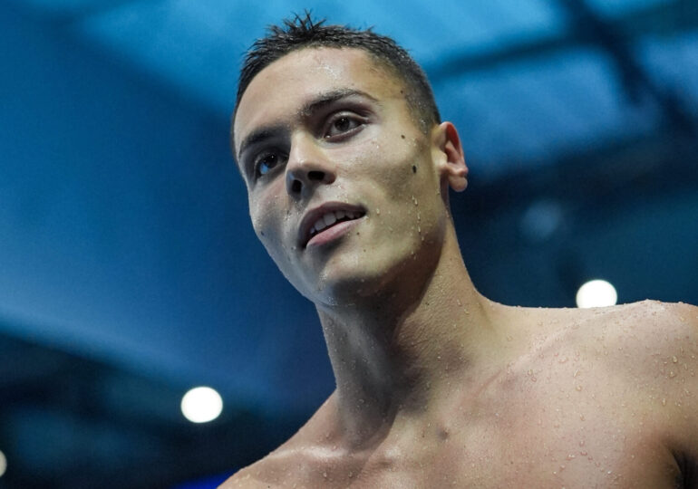 David Popovici cucerește medalia de aur în proba de 200 de metri liber, după o cursă cu un final fabulos, la Mondialele de natație