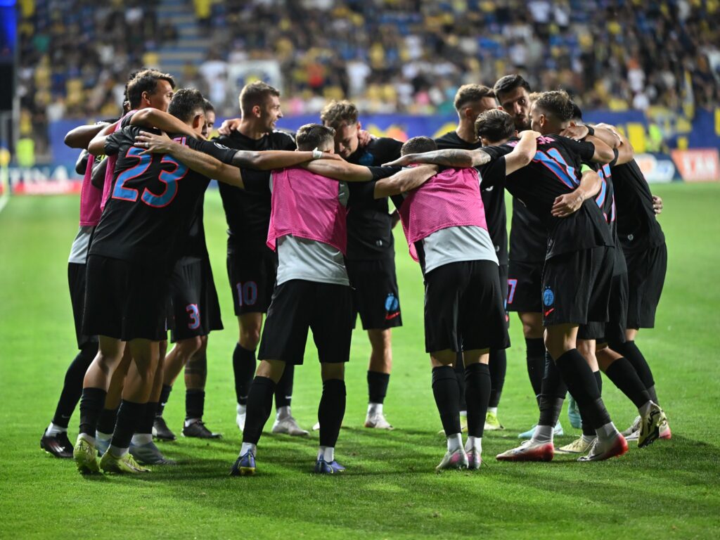 Negocieri confirmate pentru o plecare de la FCSB: „Transfer definitiv”