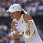 Iga Swiatek câștigă Wimbledon cu un scor incredibil: 6-0, 6-0