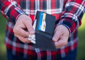 Primele propuneri pentru modificarea pensiilor speciale: pensionare la 65 de ani, penalizări pentru ieșire anticipată, pensii mai mici