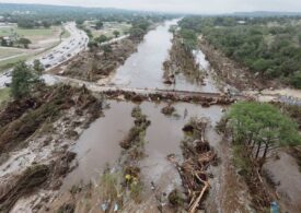 Inundații catastrofale în Texas: Peste 110 morți și 160 de persoane dispărute. Oamenii dau vina pe Trump (Foto & Video)