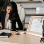 CSM îl contrazice pe Bolojan: Judecătorii nu se pensionează la 48 de ani, ci la 52