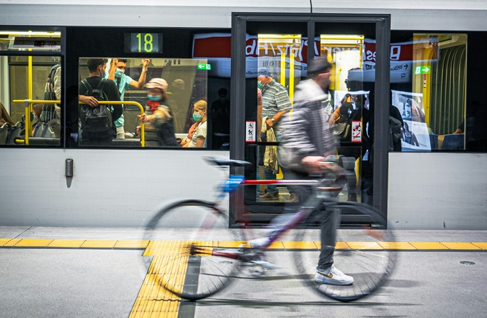 14 soluții care pot schimba orașele pornesc la drum cu inVest - primul accelerator de mobilitate urbană din România