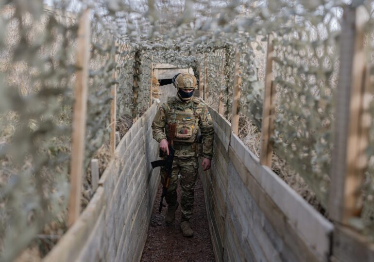 Ucraina schimbă strategia: mută antrenamentele militare în subteran, pentru siguranța soldaților