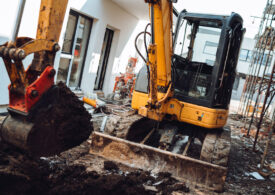 Ce influențează performanța unui miniexcavator pe șantier