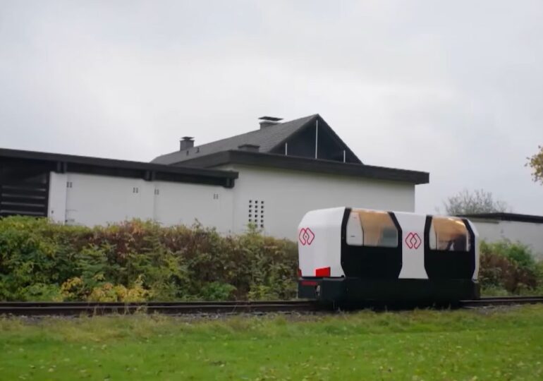 Va revoluționa trenul Monocab transportul feroviar? (Video)