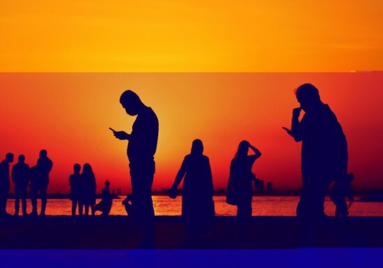 Barometrul Edelman 2026: Societățile se izolează, iar mediul de afaceri rămâne singurul de încredere. Ne orientăm spre naționalism și câștig individual