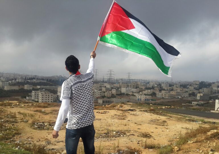 Marea Britanie va recunoaște Palestina în septembrie dacă Israelul nu pune capăt situației din Gaza