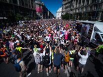 De la parada pride la revoltă. Se vorbește despre începutul sfârșitului regimului Orban