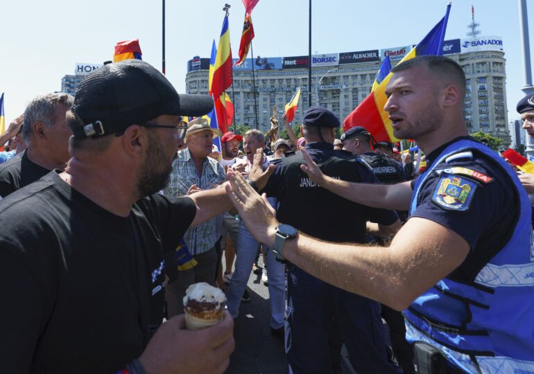 Proteste violente în București și pe A1: Dosare penale și mai multe persoane reținute