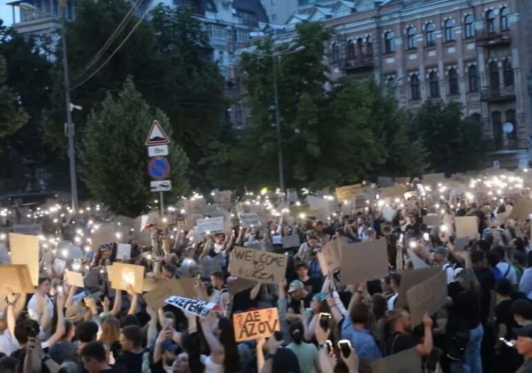 Proteste în Ucraina, după ce Zelenski a redus puterile agențiilor anticorupție independente: „Este scandalos” (Video)
