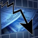Romania narrowly avoids „junk” downgrade. S&P warning on inflation, public debt, and Bolojan’s departure