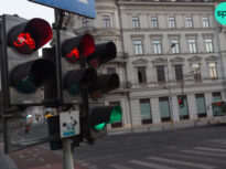 20% mai puțin timp în trafic? Se poate. Ce ne ține pe roșu mai mult decât ar trebui