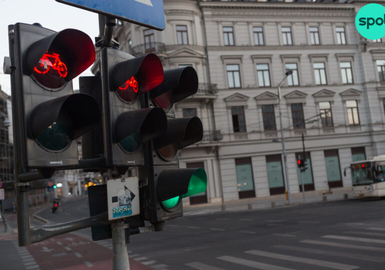 20% mai puțin timp în trafic? Se poate. Ce ne ține pe roșu mai mult decât ar trebui