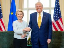 Trump dă ultimatum UE pentru a aplica acordul comercial cu SUA. Un tribunal american a declarat ilegale taxele vamale de 10%