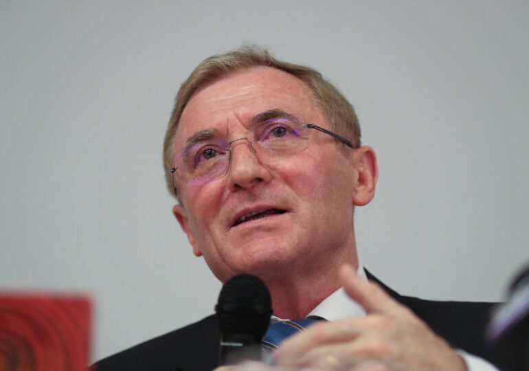 Fostul procuror general Augustin Lazăr spune că dosarele în care era inculpat Ion Iliescu au fost sabotate de voința politică