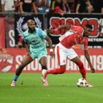 Dinamo rezistă în fața revelației UTA cu opt jucători de câmp pe teren