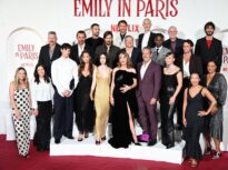 Moarte subită la filmările pentru serialul „Emily in Paris”: Producția a fost suspendată