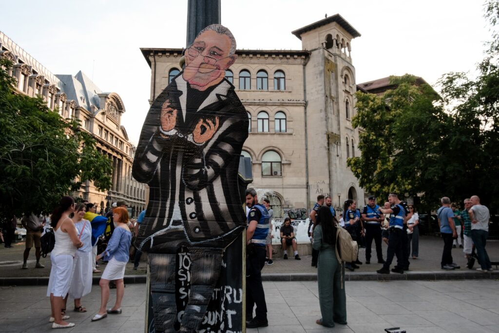 Iliescu protest
