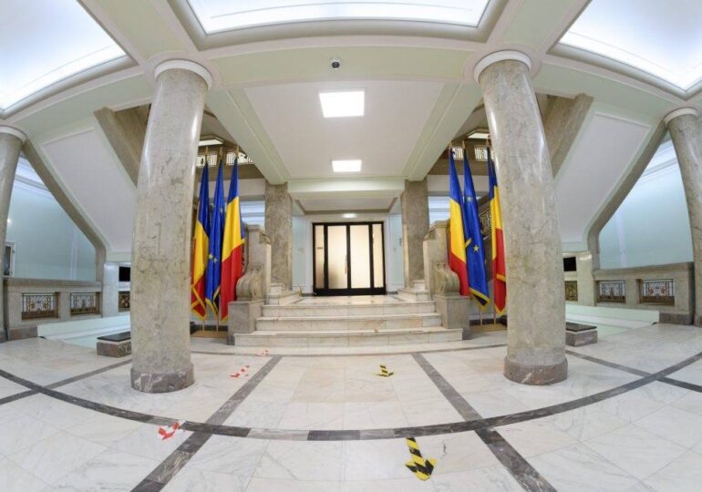 Înalta Curte plătește 182.000 de euro chirie pe lună. CSM dă 40.000 de euro