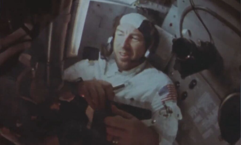 A murit Jim Lovell, legendarul comandant al misiunii Apollo 13, un simbol al curajului și ingeniozității