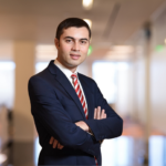 Cum recunoști comportamentul manipulator deghizat în loialitate