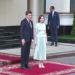 Nicușor Dan, la Chișinău: „Poate n-ar fi rău să copiem Marea Dictare Națională. Am putea să începem cu clasa politică”
