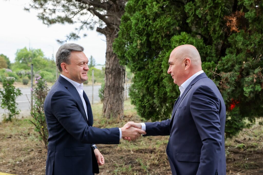 Bolojan e la Chișinău. Premierul Recean: Luăm peste 50% din energia electrică din România. O treime din exporturile R. Moldova au ca destinație România