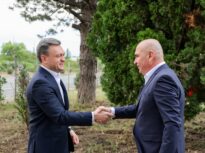 Bolojan e la Chișinău. Premierul Recean: Luăm peste 50% din energia electrică din România. O treime din exporturile R. Moldova au ca destinație România