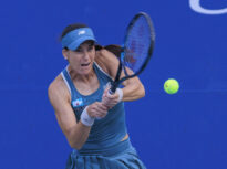 Sorana Cîrstea avansează la Roland Garros
