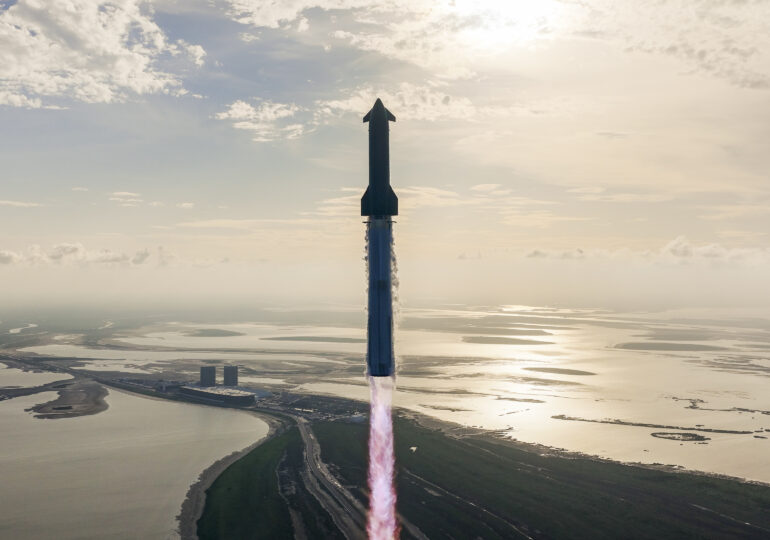 Successful test for Starship. After a dark series of failures, Elon Musk's mega-rocket marks a successful comeback (Photo & Video)