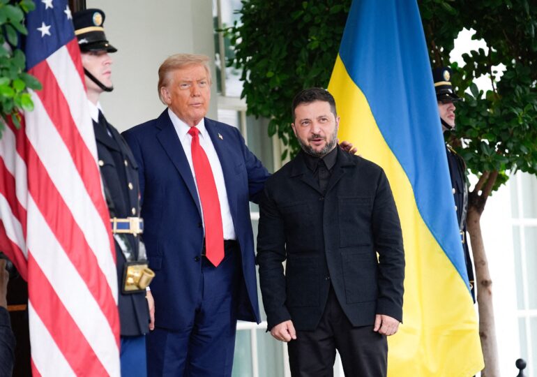 Ținuta lui Zelenski, din nou subiect în Biroul Oval. Reporterul care a stârnit scandalul din februarie a intervenit iar