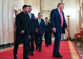 FT: Trump a amenințat Europa că oprește armele pentru Ucraina, dacă NATO nu ajută în Ormuz