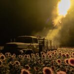 Ziua 1278: Atacuri masive de Ziua Independenței Ucrainei. Explozie lângă sediul FSB. În Rusia se vând tricouri cu poza lui Trump și Putin