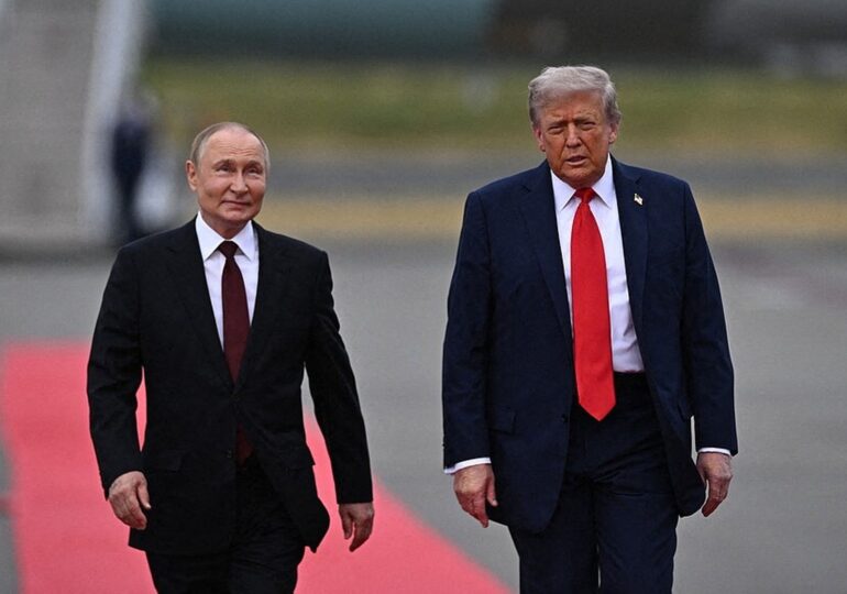 „Îi facem jocul lui Putin” - avertismentul unui fost oficial NATO