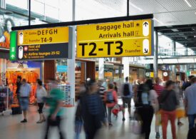 Captură uriașă pe Aeroportul Otopeni: Ce au găsit polițiștii în bagajele unor români care veneau din Dubai