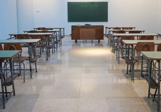 Cum explică Ministerul Educației dispariția a 30.000 de posturi în acest an școlar