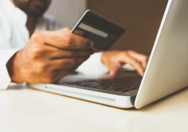 Avertisment de la Consiliul Fiscal: Numărul românilor care folosesc serviciile publice online scade, deși statul a alocat sute de milioane de euro pentru digitalizare