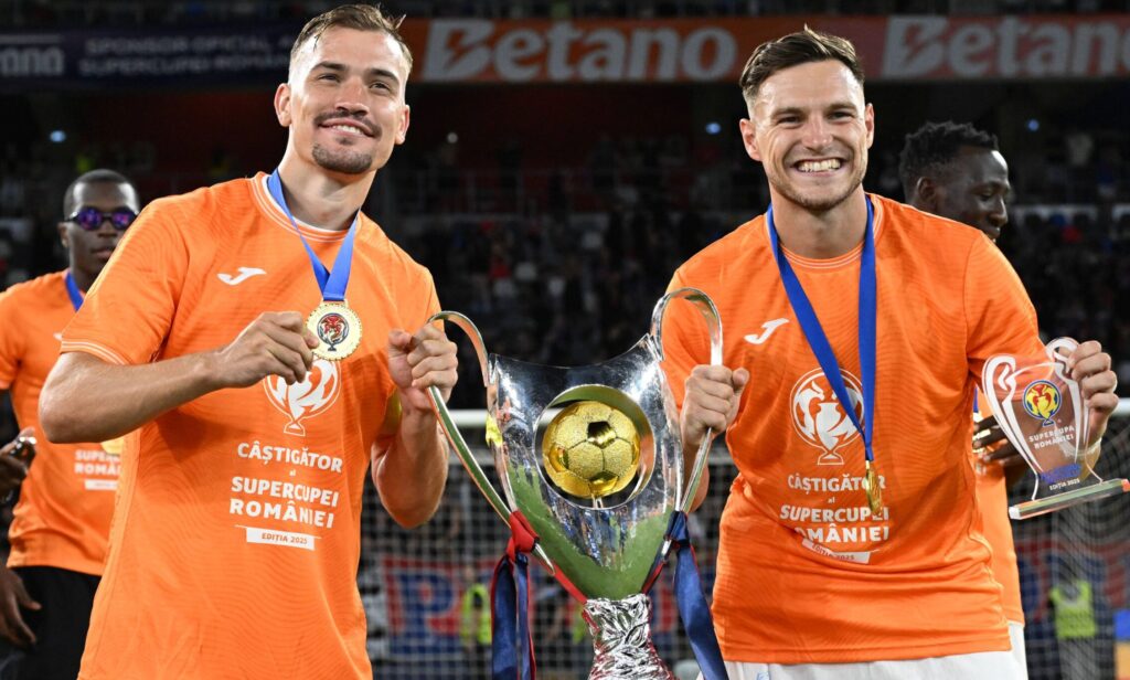 FCSB, anunț despre viitorul lui Dennis Politic