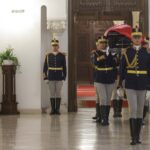 Ședința coaliției a fost anulată. PSD nu mai participă până când USR nu se maturizează. Mărul discordiei: funeraliile lui Iliescu