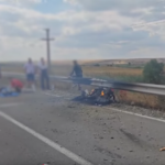 Două motociclete s-au ciocnit pe o șosea din județul Constanța, iar una a luat foc (Video)