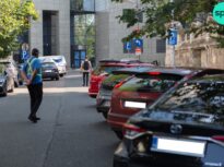 Un oraș în care doar fraierii plătesc amenzile de parcare: Compania Parking face profit, dar Primăria Capitalei rămâne cu praful de pe tobă