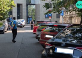 Un oraș în care doar fraierii plătesc amenzile de parcare: Compania Parking face profit, dar Primăria Capitalei rămâne cu praful de pe tobă