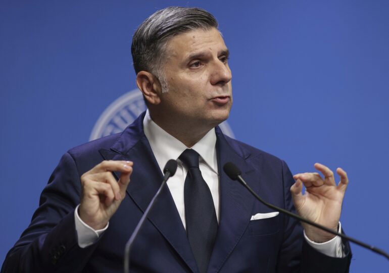Banii din Pilonul II nu mai sunt ai tăi când vrei. Întrebări fără răspuns pentru șeful ASF (Video)