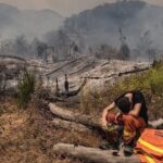 Spania luptă cu incendii uriașe: O tornadă de foc a ars totul în cale, un pompier a murit (Video)