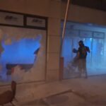 Violențe extreme la protestele din Serbia: Vucic acuză manifestanții că au vrut să ardă oameni de vii