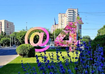 Exclusiv 9 din 10 angajați ai primăriei conduse de Băluță iau sporuri. Și tot codași sunt, la salarii