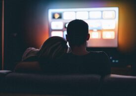 Traficul pe site-urile porno a scăzut la jumătate în Marea Britanie după ce verificarea vârstei a devenit obligatorie